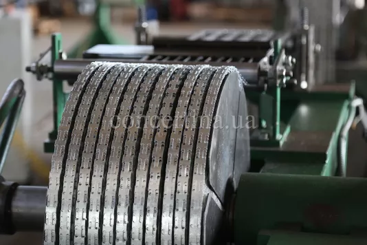 Изготовление колючей ленты Концертина