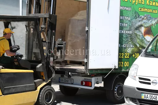 Доставка колючого дроту Концертина замовникам