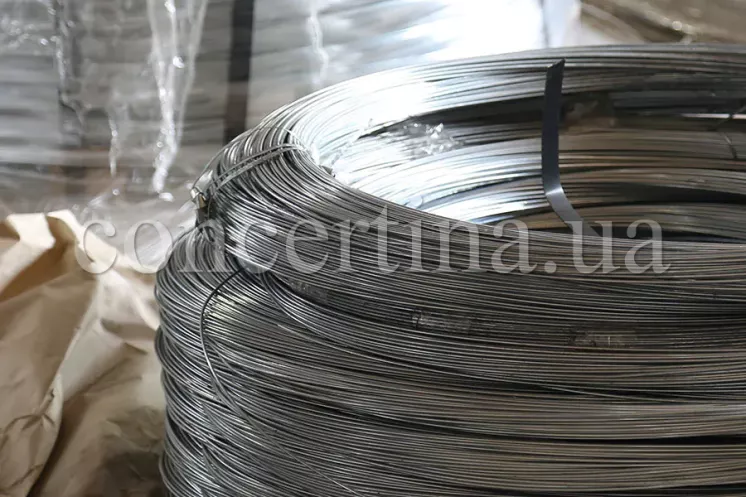 Натяжная проволока для монтажа колючих заграждений